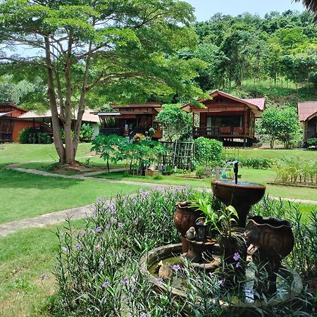 Suntisook Resort Ko Yao Noi Esterno foto